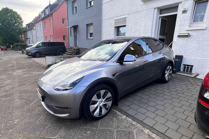 Tesla Model Y Gebrauchtwagen