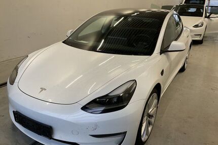Tesla Model 3 Gebrauchtwagen