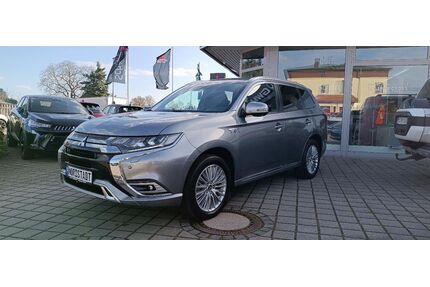 Mitsubishi Plug-in Hybrid Outlander Gebrauchtwagen