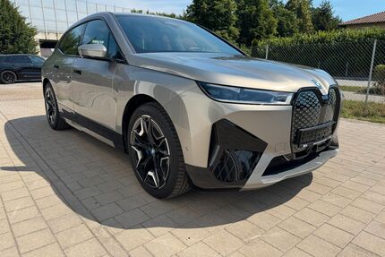 BMW iX Gebrauchtwagen