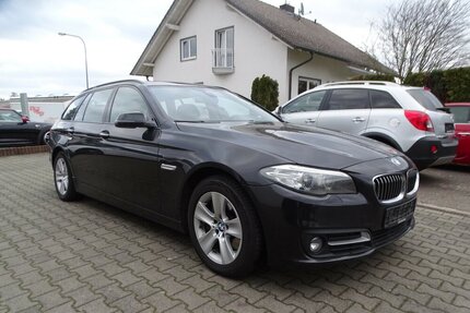 BMW 530d xDrive Leder, Panorama, Navigation, Bi-Xenon Gebrauchtwagen