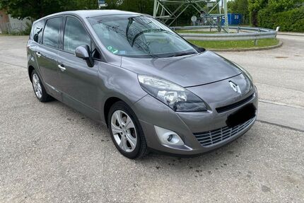 Renault Grand Scenic Gebrauchtwagen