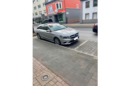 Mercedes-Benz CLA 220 Shooting Brake Gebrauchtwagen