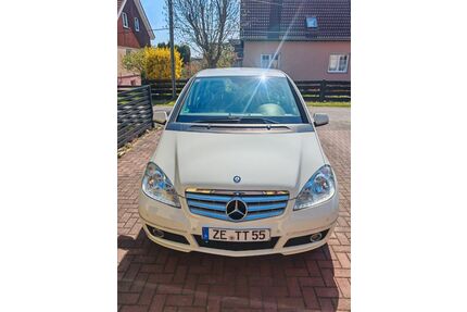Mercedes-Benz A 180 Gebrauchtwagen