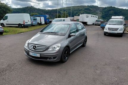 Mercedes-Benz B 180 Gebrauchtwagen