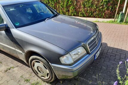 Mercedes-Benz C 180 Gebrauchtwagen