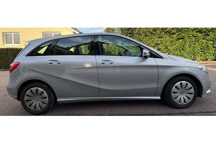 Mercedes-Benz B 180 Gebrauchtwagen