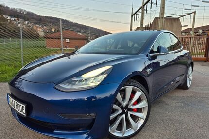 Tesla Model 3 Gebrauchtwagen