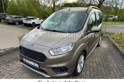 Ford Tourneo Courier Gebrauchtwagen