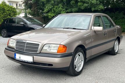 Mercedes-Benz C 180 Gebrauchtwagen
