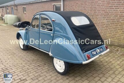 Citroen 2 CV Oldtimer