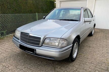 Mercedes-Benz C 180 Gebrauchtwagen