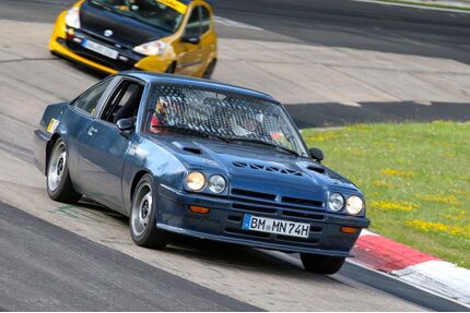 Opel Manta Gebrauchtwagen
