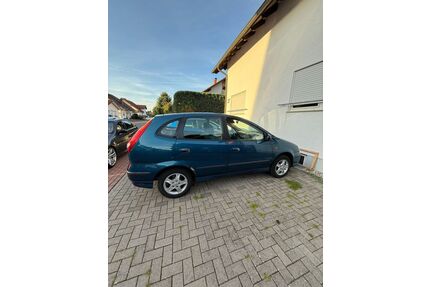 Nissan Almera Tino Gebrauchtwagen