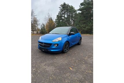 Ford Adam 