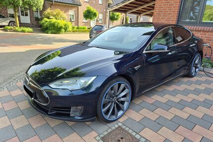 Tesla Model S Gebrauchtwagen