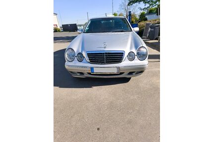 Mercedes-Benz E 200 Gebrauchtwagen