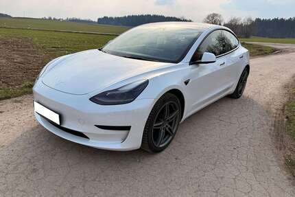 Tesla Model 3 Gebrauchtwagen