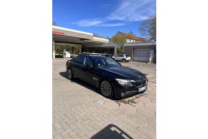 BMW 730 