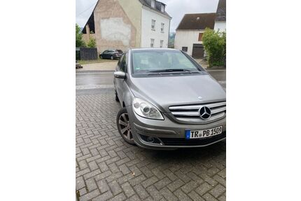 Mercedes-Benz B 200 Gebrauchtwagen
