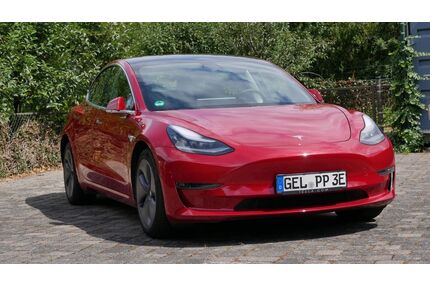 Tesla Model 3 Gebrauchtwagen