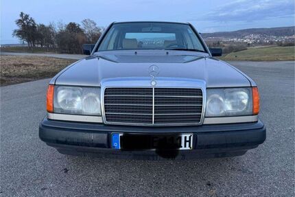 Mercedes-Benz 260 Gebrauchtwagen