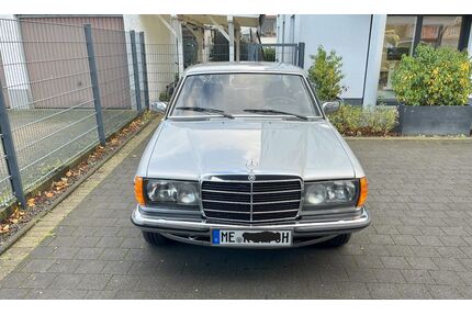 Mercedes-Benz 230 Gebrauchtwagen