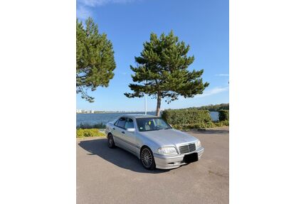 Mercedes-Benz 200 Gebrauchtwagen