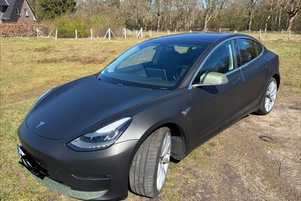 Tesla Model 3 Gebrauchtwagen