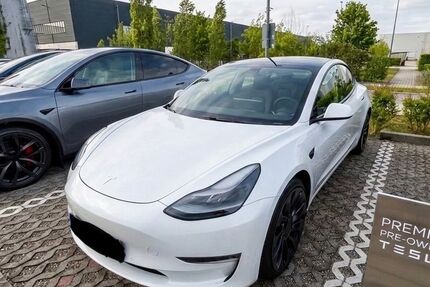 Tesla Model 3 Gebrauchtwagen