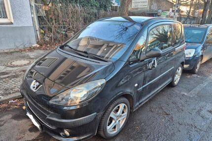 Peugeot 1007 Gebrauchtwagen