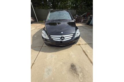 Mercedes-Benz B 200 Gebrauchtwagen