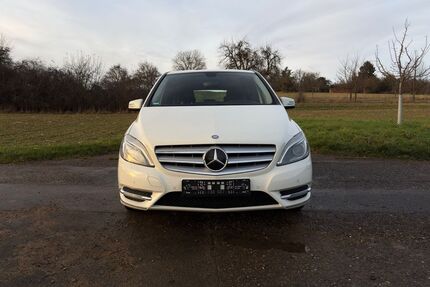 Mercedes-Benz B 180 Gebrauchtwagen
