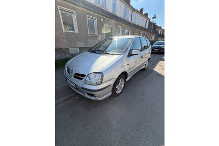 Nissan Almera Tino Gebrauchtwagen