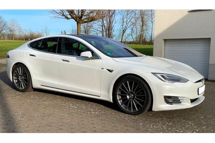 Tesla Model S Gebrauchtwagen