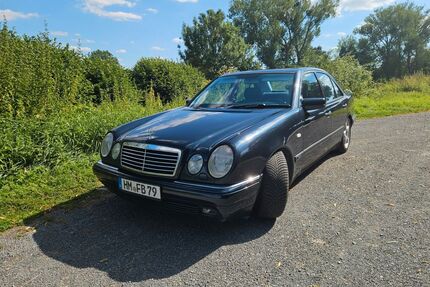Mercedes-Benz 240 Gebrauchtwagen