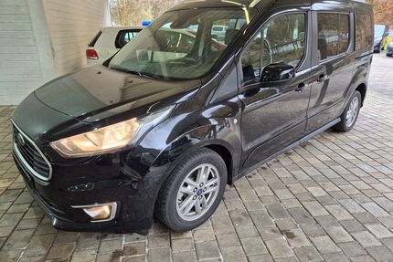 Ford Grand Tourneo Gebrauchtwagen