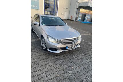 Mercedes-Benz 220 Gebrauchtwagen