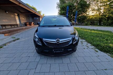 Opel Zafira Tourer Gebrauchtwagen