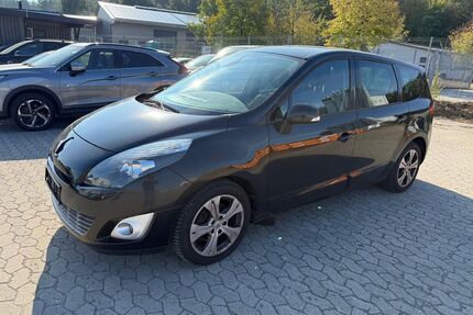 Renault Grand Scenic Gebrauchtwagen