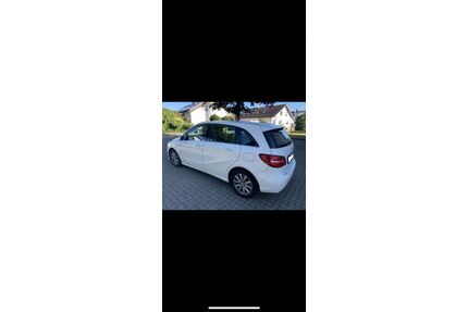 Mercedes-Benz B 220 Gebrauchtwagen