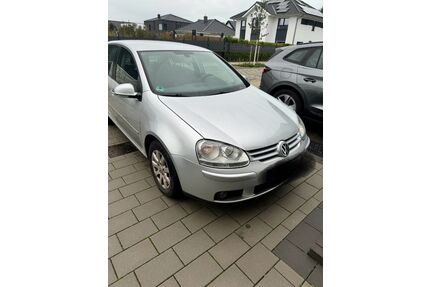 Nissan Golf 