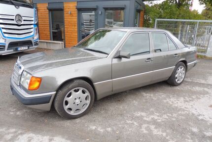 Mercedes-Benz E 230 Gebrauchtwagen