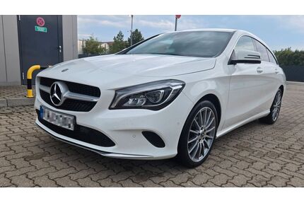 Mercedes-Benz CLA 180 Shooting Brake Gebrauchtwagen
