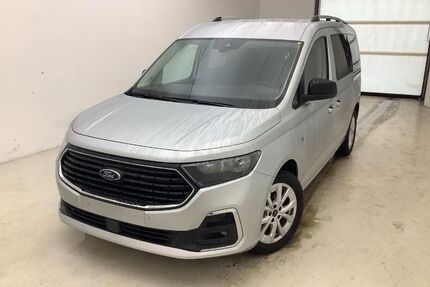 Ford Grand Tourneo Gebrauchtwagen