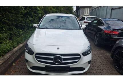 Mercedes-Benz B 180 Gebrauchtwagen