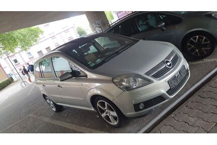 Opel Zafira Gebrauchtwagen