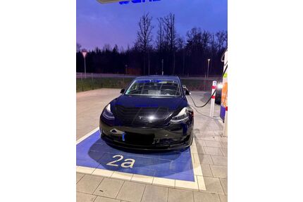 Tesla Model 3 Gebrauchtwagen