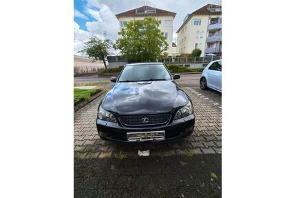 Lexus IS 200 Gebrauchtwagen