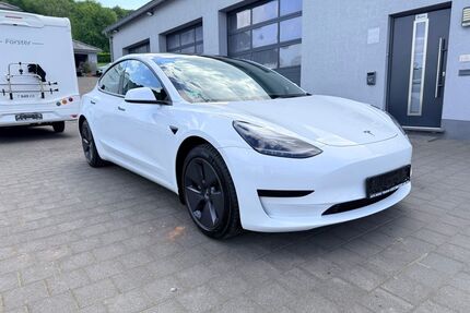Tesla Model 3 Gebrauchtwagen